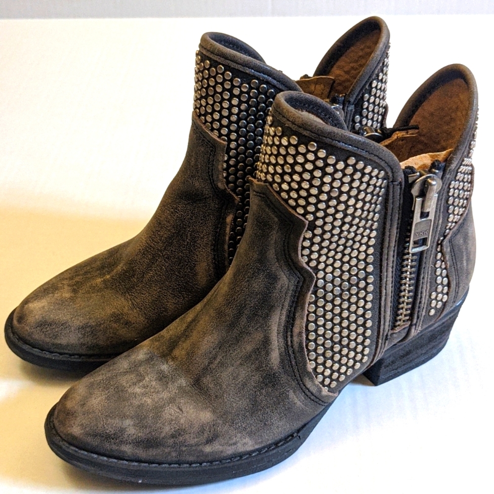 Circle G Gray Studded Leather Ankle Booties